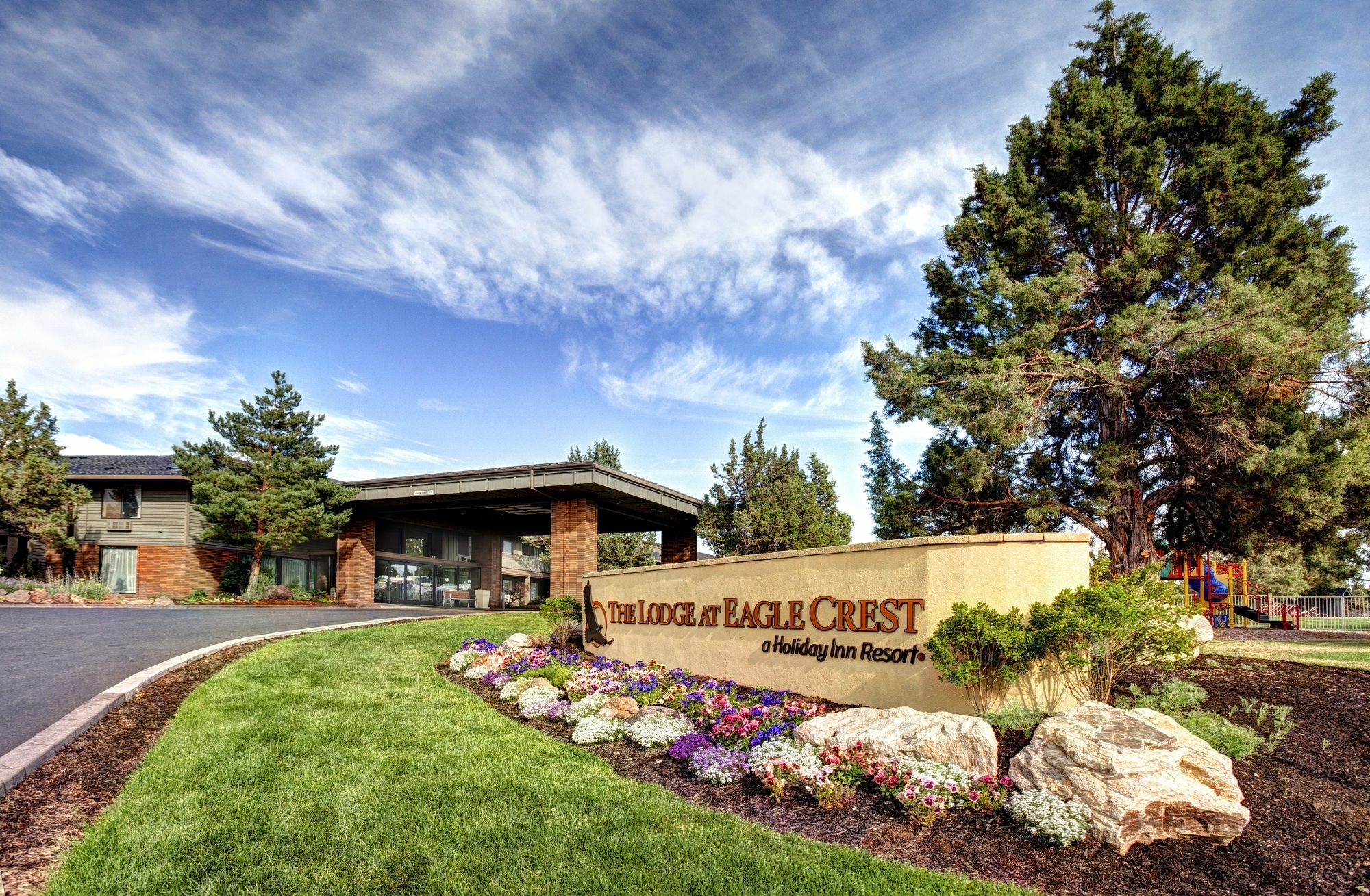 The Lodge At Eagle Crest Redmond Exterior photo